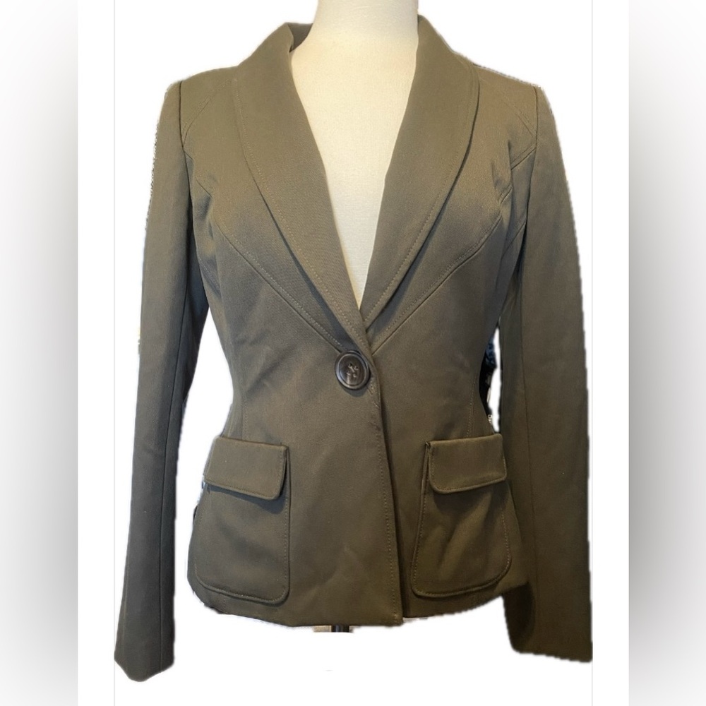 Pre-Owned, Great Condition HILTON HOLLIS New York Green Women's Size 4 Blazer